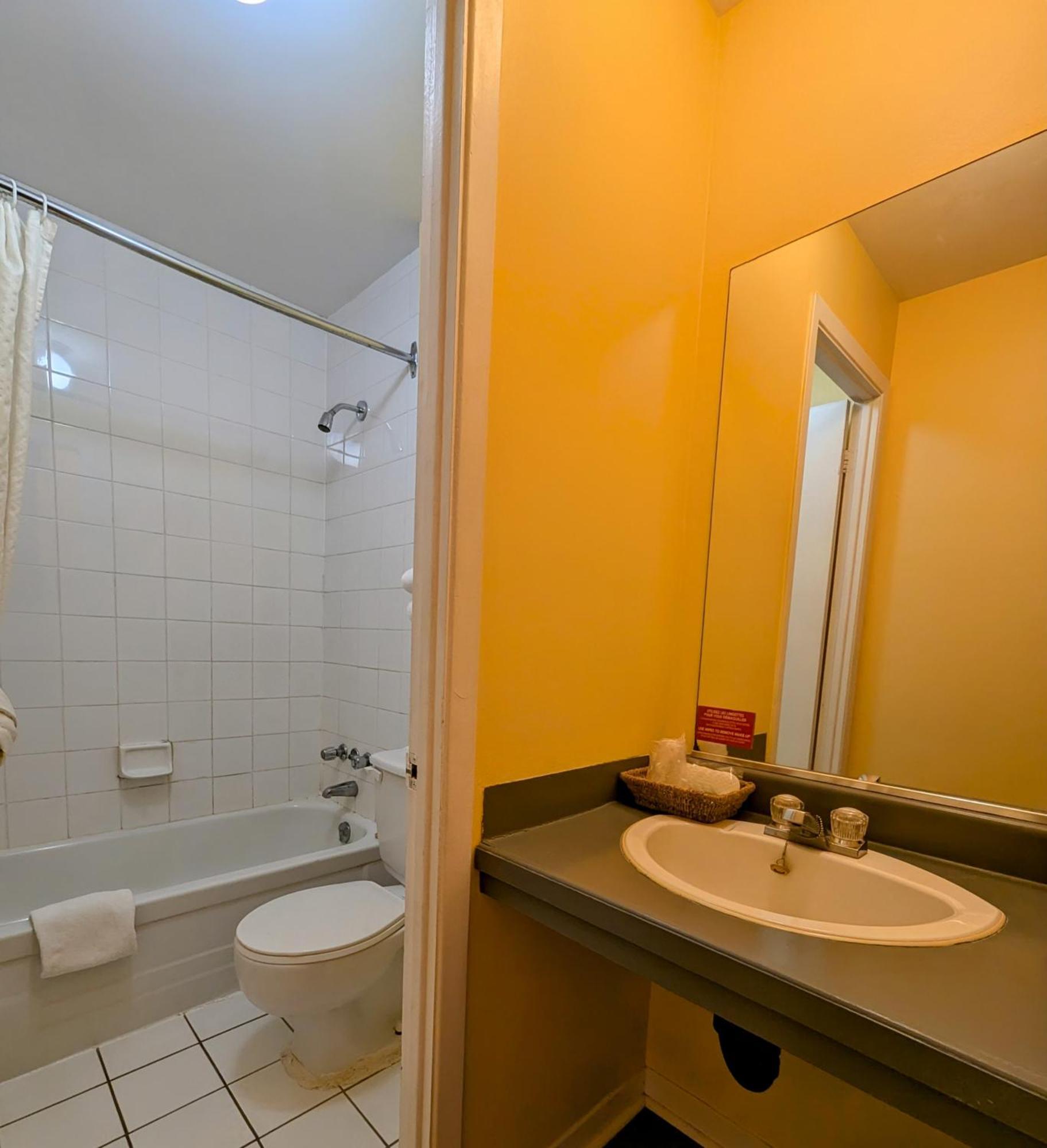 Motel des Pentes et Suites Saint-Sauveur-des-Monts Extérieur photo