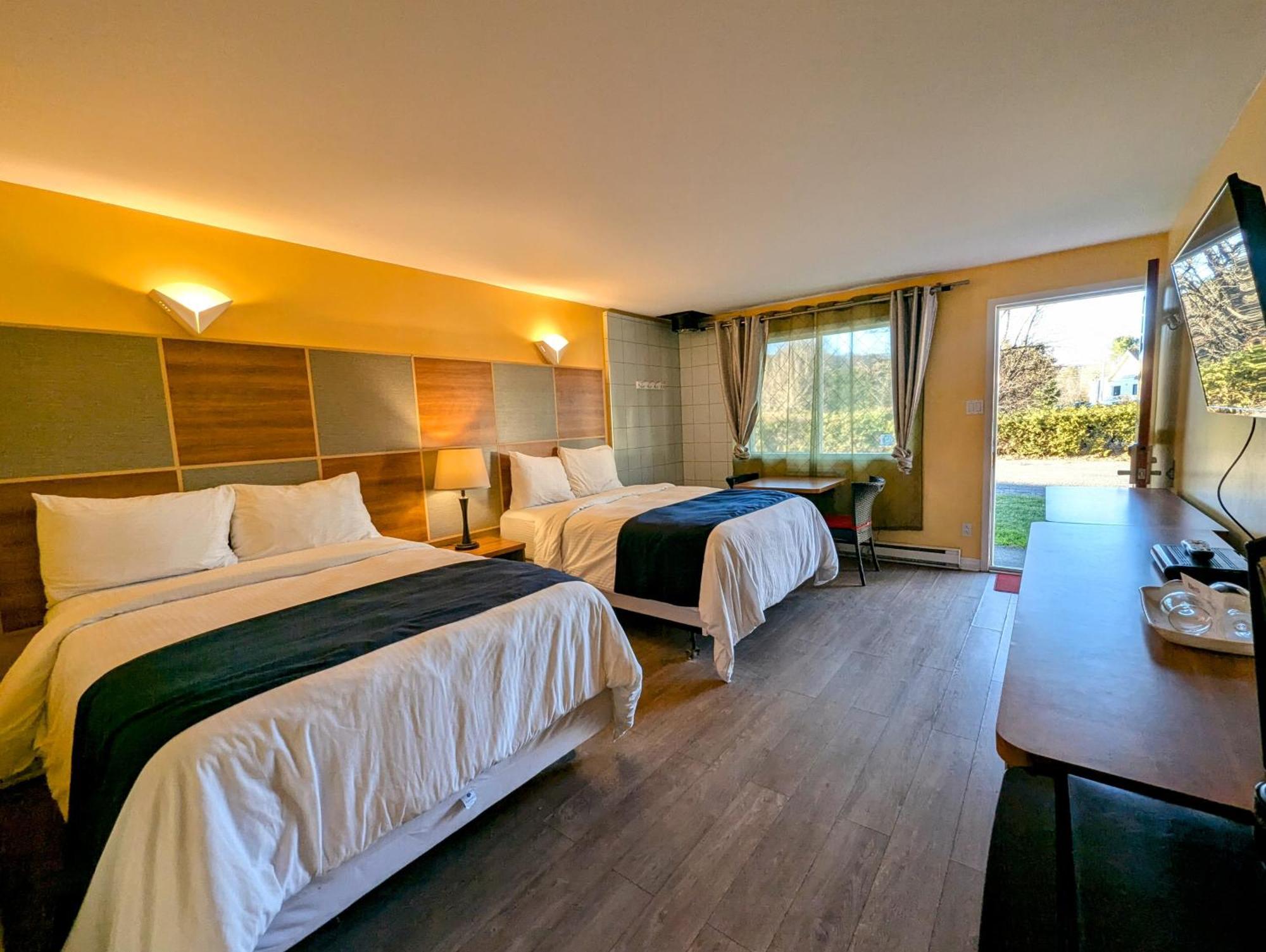Motel des Pentes et Suites Saint-Sauveur-des-Monts Extérieur photo